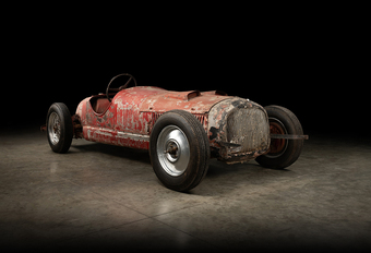Deze Alfa Romeo 6C van Mussolini wordt gerestaureerd #1