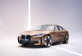 BMW i4 : en production l’année prochaine #1
