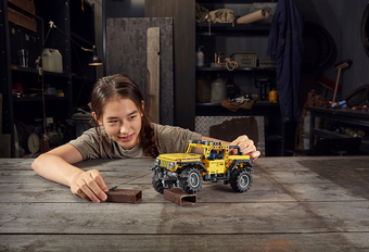 Lego Technic Jeep Wrangler is wéér leuk speelgoed #1