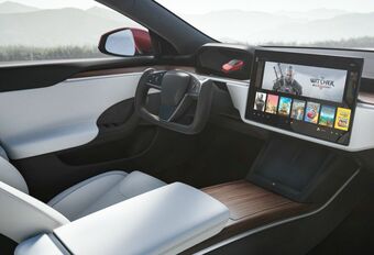 Tesla Model S : aux commandes d’un vaisseau #1