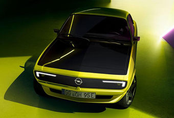 Opel GSe zoals Peugeot PSE en Volkswagen GTX #1