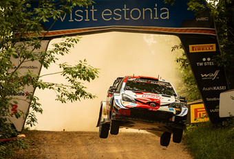 Rovanperä wint in Estland eerste WK-rally, Neuville is derde #1