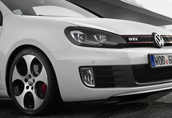 Volkswagen Golf GTI Concept #1