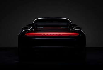 2025 Porsche 911 Hybrid