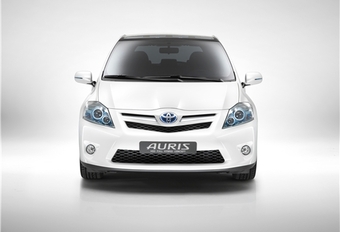 Toyota Auris HSD Full Hybrid  #1