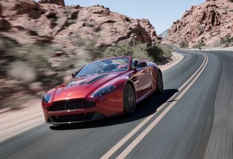 Aston Martin V12 Vantage S Roadster met 573 pk #1
