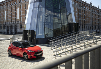 Detailtest TOYOTA YARIS 1.5 HYBRID (2020) #1