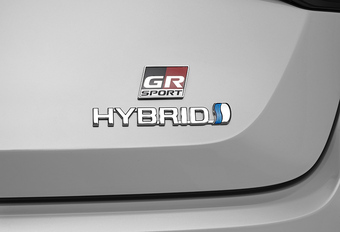 Toyota Corolla 2.0 Hybrid GR Sport (2021) #1