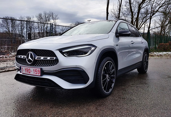 Mercedes GLA 250e PHEV (2021)