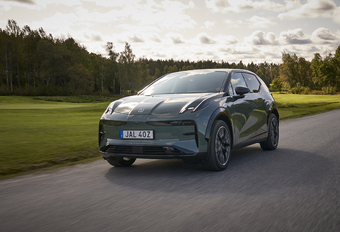 Review Zeekr X EV SUV