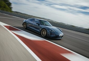 Review Porsche Taycan Turbo GT