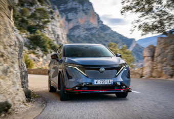 Review Nissan Ariya Nismo (2025) 