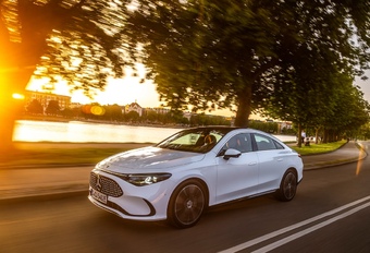 Review Mercedes CLA Coupé (2025) – de elektrische versie met een rijbereik van 792 km getest #1