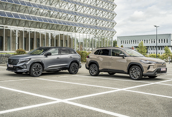 Renault Austral vs. Toyota Corolla Cross