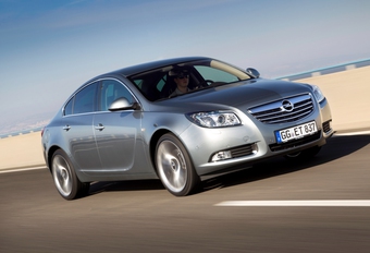 Opel Insignia 2.0 Biturbo CDTI #1