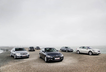 Audi A4, BMW Série 3, Mercedes Classe C, Opel Insignia, Peugeot 508 et Volvo S60 : Dinky-toys #1