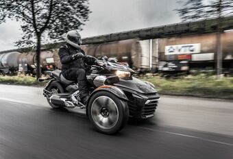 Can-Am Spyder F3 #1