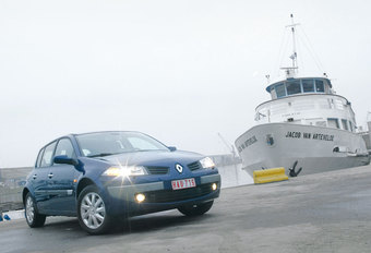 RENAULT MEGANE 2.0 dCi : Stevig vooruit #1