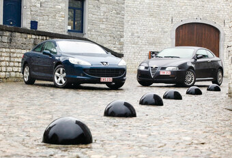 ALFA ROMEO GT 2.0 • PEUGEOT 407 COUPE 2.2 : Karakterschets #1