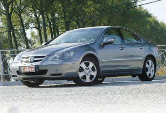 HONDA LEGEND : De verrijzenis #1