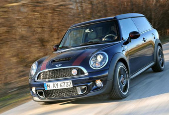 MINI CLUBMAN COOPER SD (2011) #1