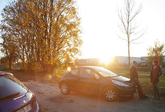 PEUGEOT 208 1.6 e-HDi (4) #1