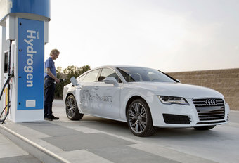 AUDI A7 SPORTBACK H-TRON (2014) #1