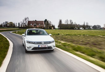 Volkswagen Passat GTE : Doe ze nog eens vol #1
