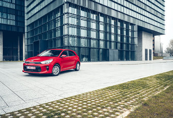 KIA RIO 1.0 T-GDI 100 : Carnaval in spijkerbroek #1