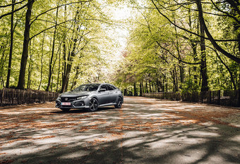 HONDA CIVIC 1.6 I-DTEC : De verrijzenis #1