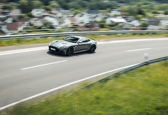 Aston Martin DBS Superleggera (2019) #1