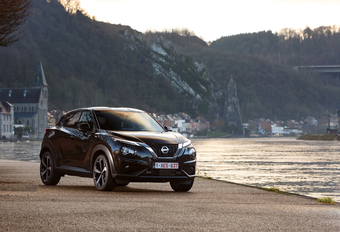 NISSAN JUKE 1.0 DIG-T : Door de slijper #1