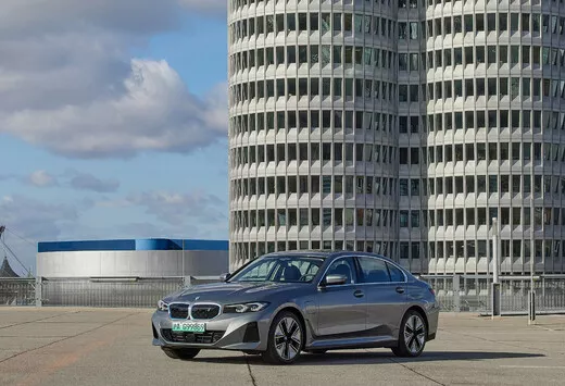 Officiel : la nouvelle BMW i3 (2022) #1
