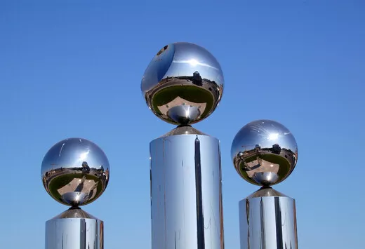 Une laide devient coquette #1