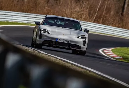 Porsche Taycan weer de snelste op de Nürburgring #1