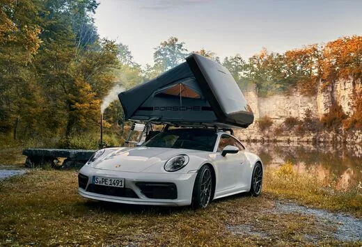 Slaap eens op het dak van je Porsche #1