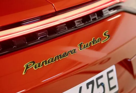 Porsche Panamera Turbo S