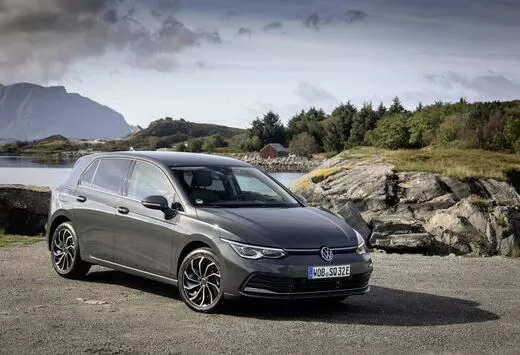 Europese autoverkoop: VW Golf valt naast het podium, goud voor de Peugeot 208 #1