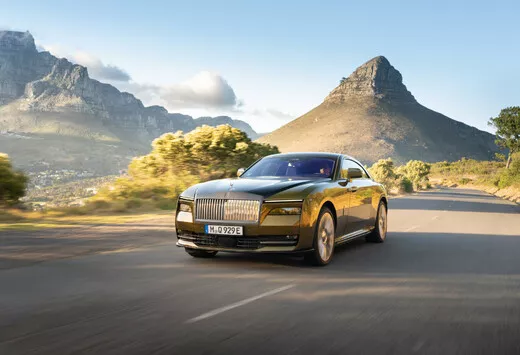 Rolls-Royce ne lancera que des nouveaux modèles électriques #1