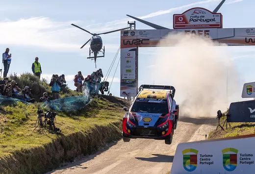 Thierry Neuville, ralenti par un turbo défaillant, n'est que cinquième au Rallye du Portugal #1