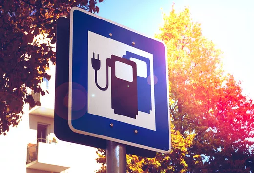 Belgen verkiezen benzine maar zijn klaar om elektrisch te gaan rijden #1