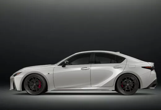 Lexus IS500 Ultimate : vous avez la nostalgie des gros moteurs ? #1