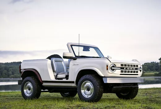 Ford célèbre les 60 ans du Bronco avec... un cabriolet #1