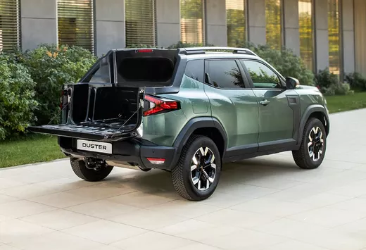 Le Dacia Duster se dote d'une version pick-up pour le moins surprenante ! #1