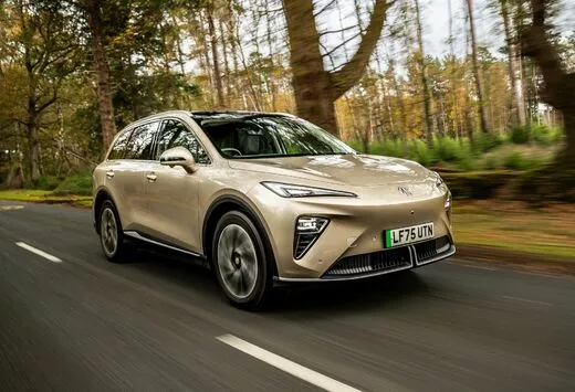 MG zet elektrisch offensief verder met S6 EV