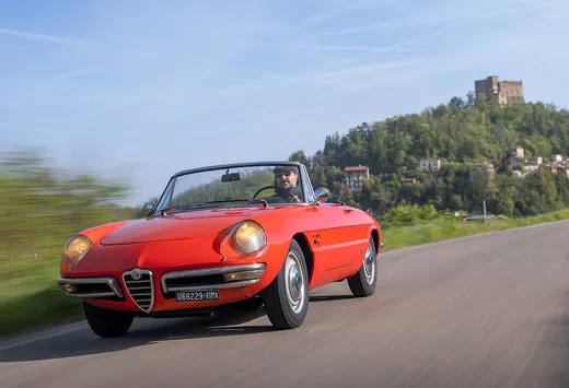 Alfa Romeo Spider / Duetto - 60 years