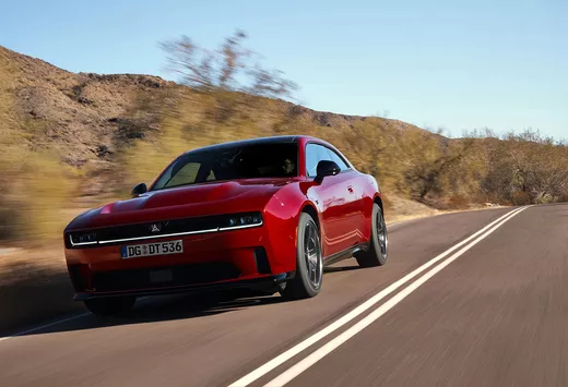 Dodge Charger SixPack et Daytona : les muscle cars américaines débarquent en Europe
