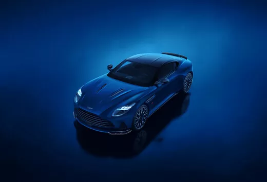 Aston Martin DB12 S