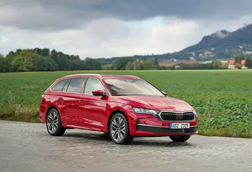 Officiel: Skoda Octavia Hybrid (2027) - Voici l'hybride autorechargeable (HEV)
