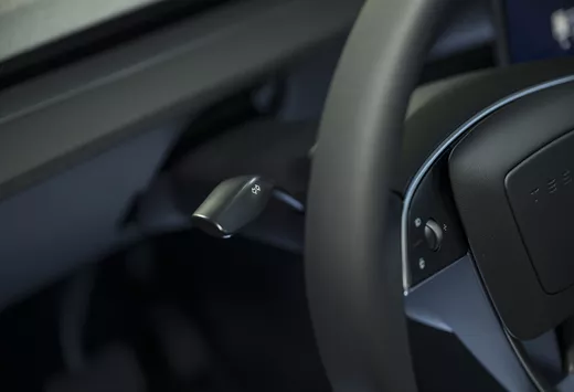 Le retour des clignotants traditionnels chez Tesla… en option ? #1